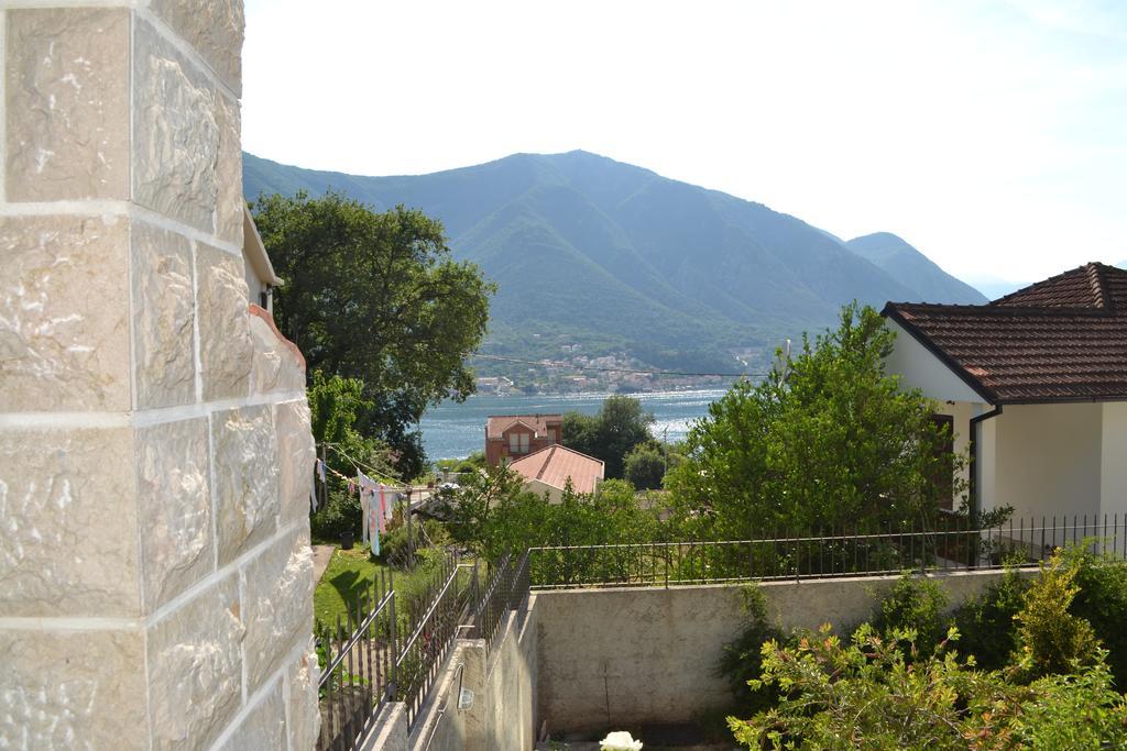 Abc Apartments Cattaro Esterno foto